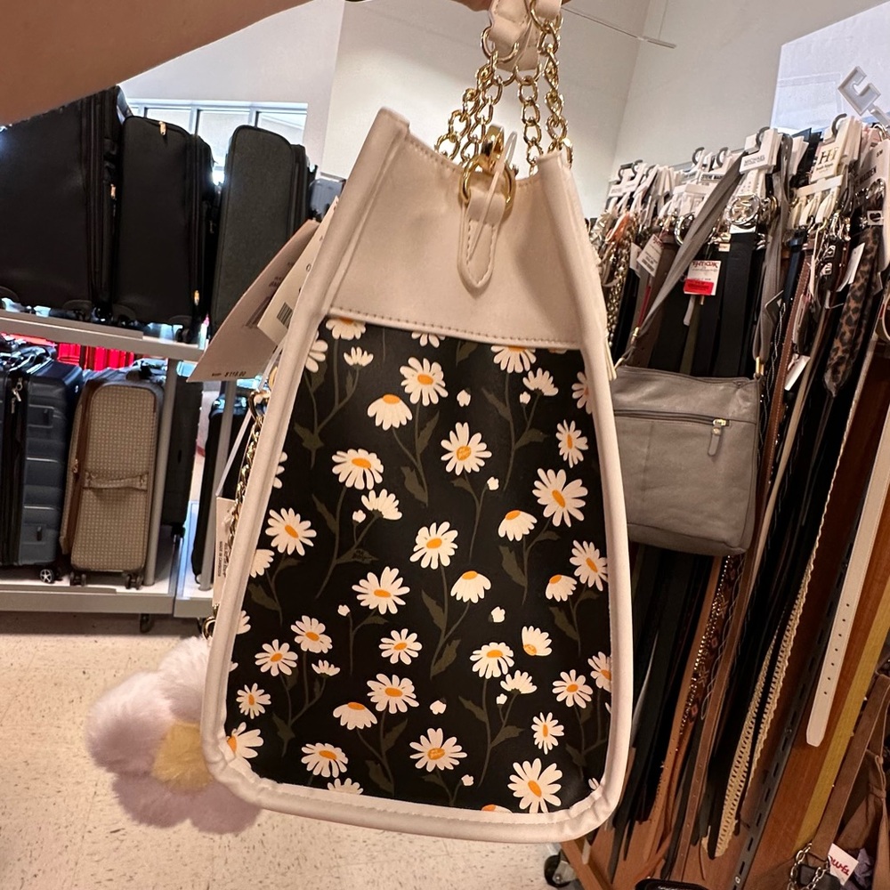 Betsey Johnson Daisy Print Tote Bag | White & Black Floral Purse w/ chain handle - Picture 3 of 7
